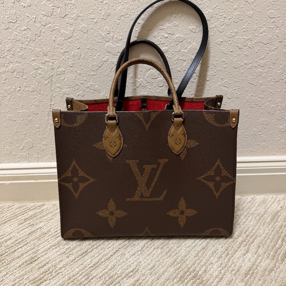 Louis Vuitton OnTheGo MM